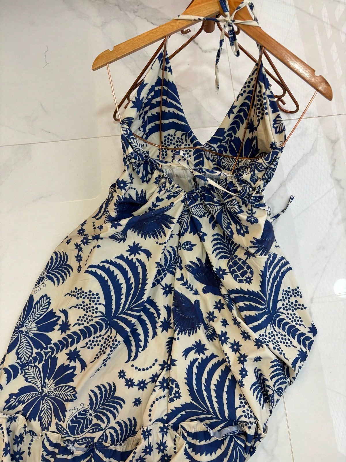 vestidos longo com bojo estampa 3D multicolorido novo modelo atras com amarrar costas nua