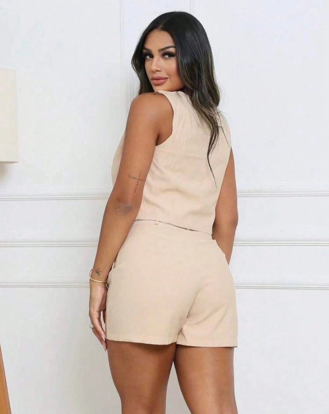 Conjunto Alfaiataria Feminino Casual Colete e Short Verão 2025